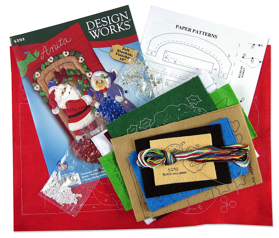 Mr. & Mrs. Claus 5292 Felt Applique Stocking Kit