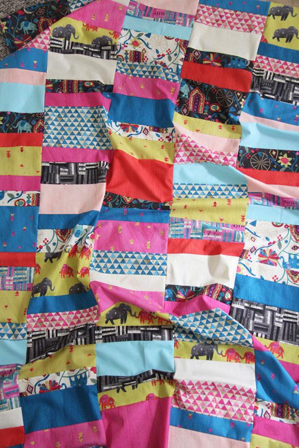 Cluck Cluck Sew Fat Quarter Shuffle Quilt Pattern