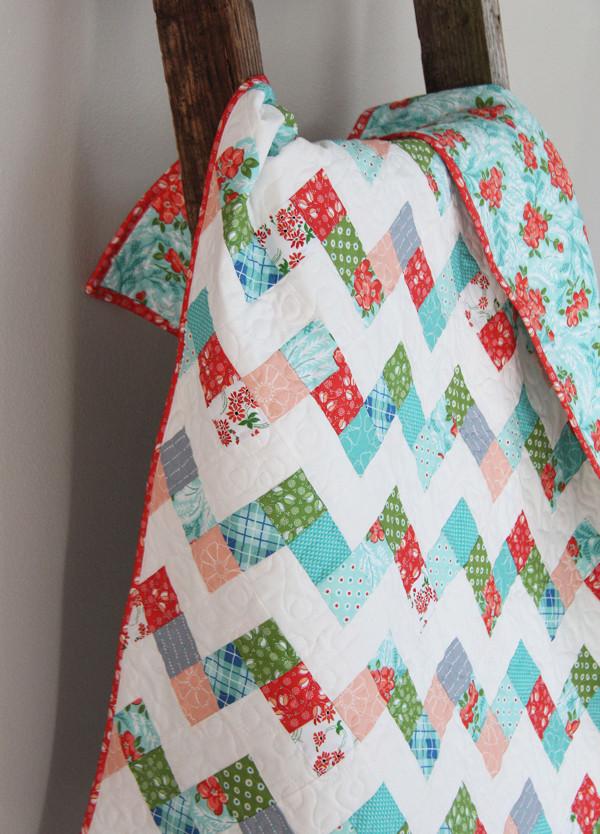 Cluck Cluck Sew Frolic Quilt Pattern