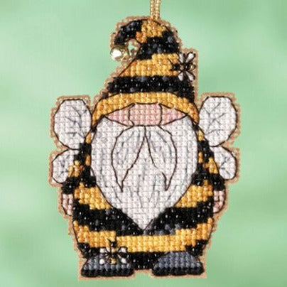 Mill Hill MH162211 Bee Gnome Cross Stitch Kit
