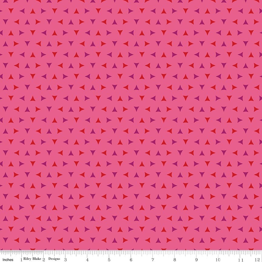 Quilt in Color Tiny Triangles Pink Fabric
