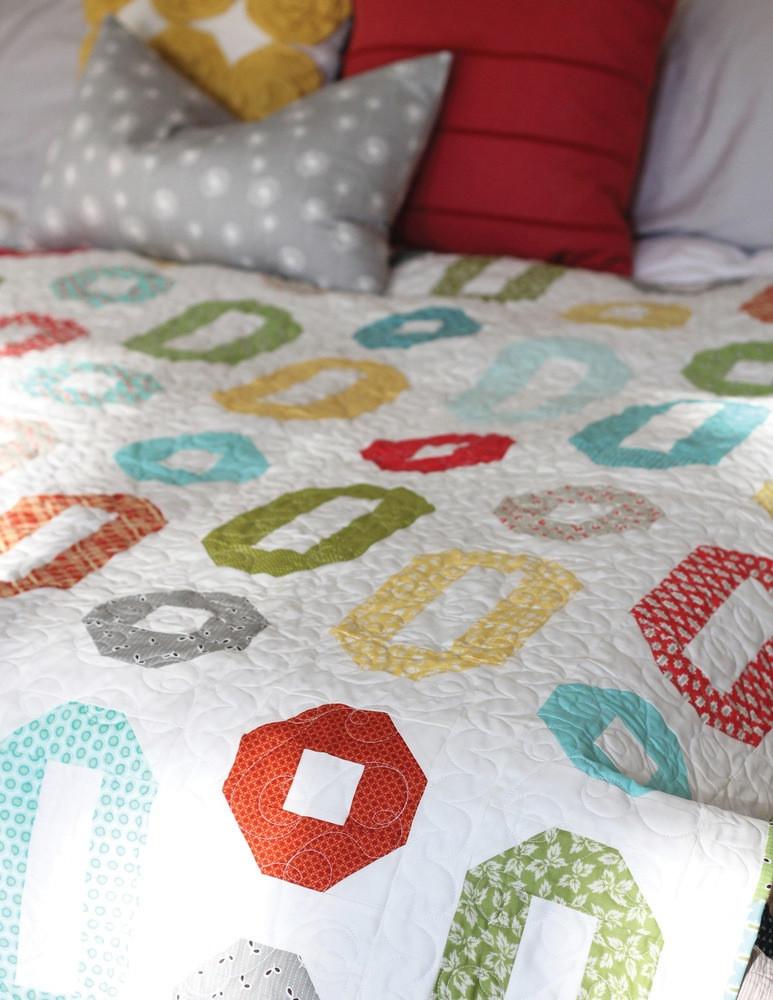 Cluck Cluck Sew Ring Toss Quilt Pattern