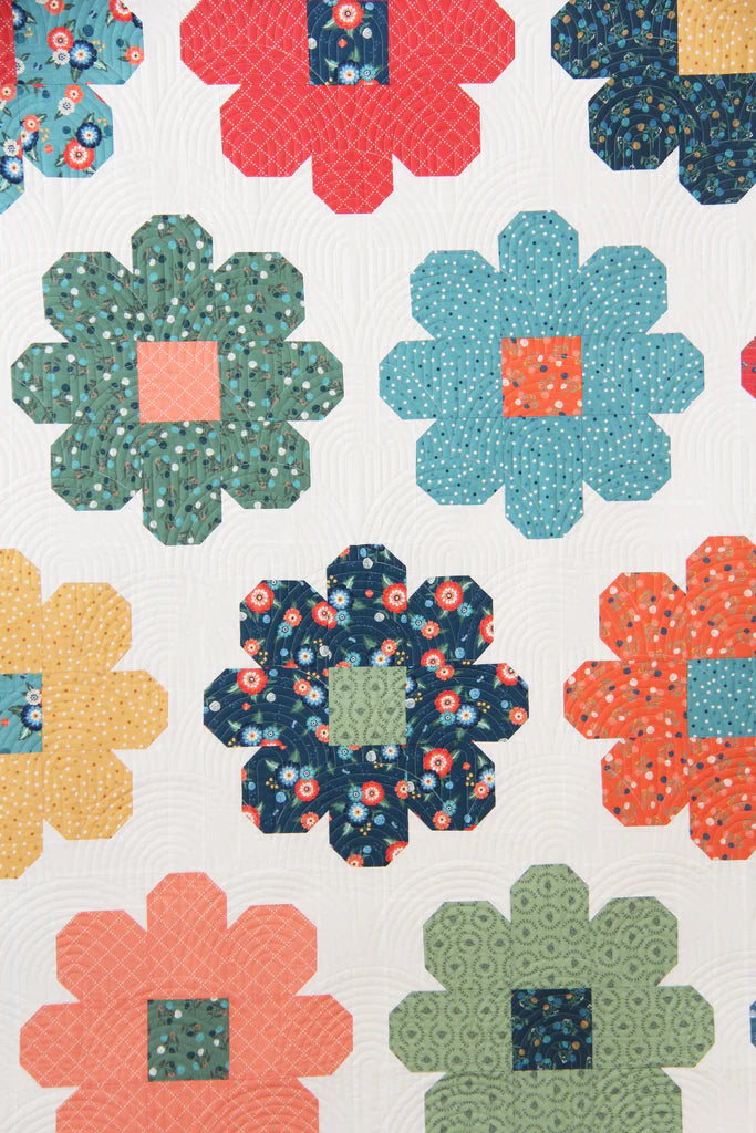 Cluck Cluck Sew Daisy Quilt Pattern